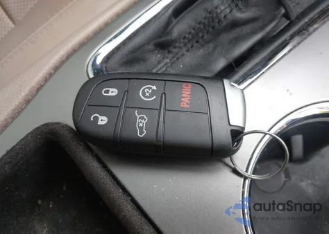 2020 Jeep Grand Cherokee Limited 4X2 z USA, uszkodzony, nr VIN 1C4RJEBG7LC347937